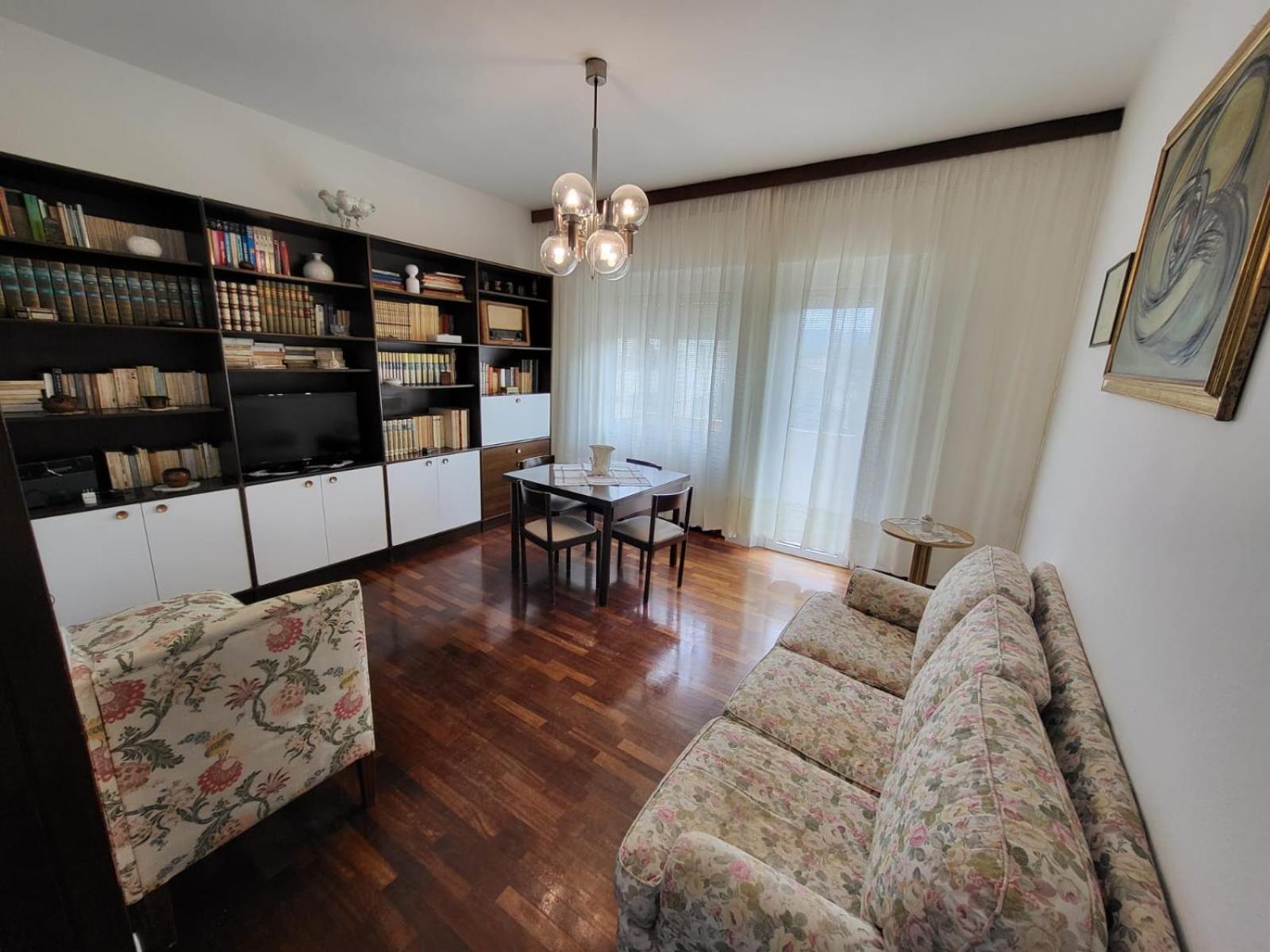 Appartamento Ampio E Luminoso Camaiore Εξωτερικό φωτογραφία